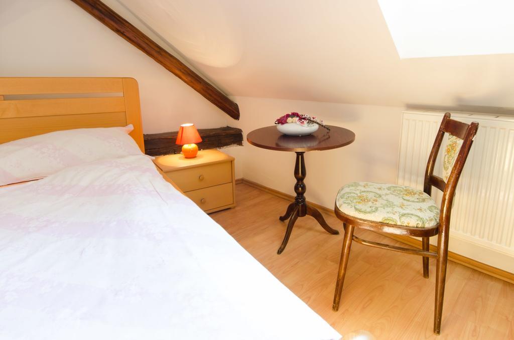 Pension Rosa Cesky Krumlov Ngoại thất bức ảnh