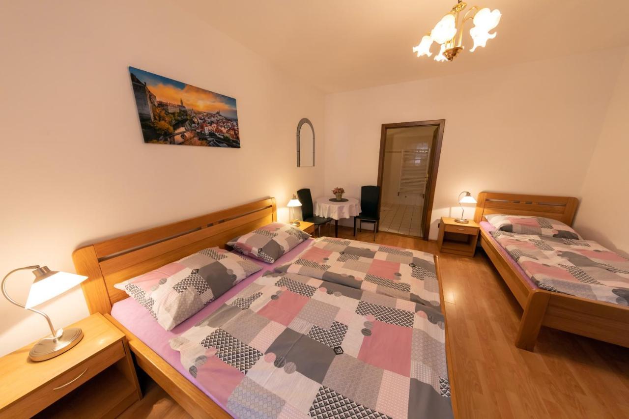 Pension Rosa Cesky Krumlov Ngoại thất bức ảnh