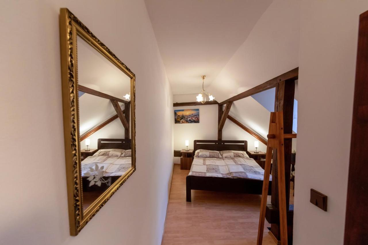 Pension Rosa Cesky Krumlov Ngoại thất bức ảnh