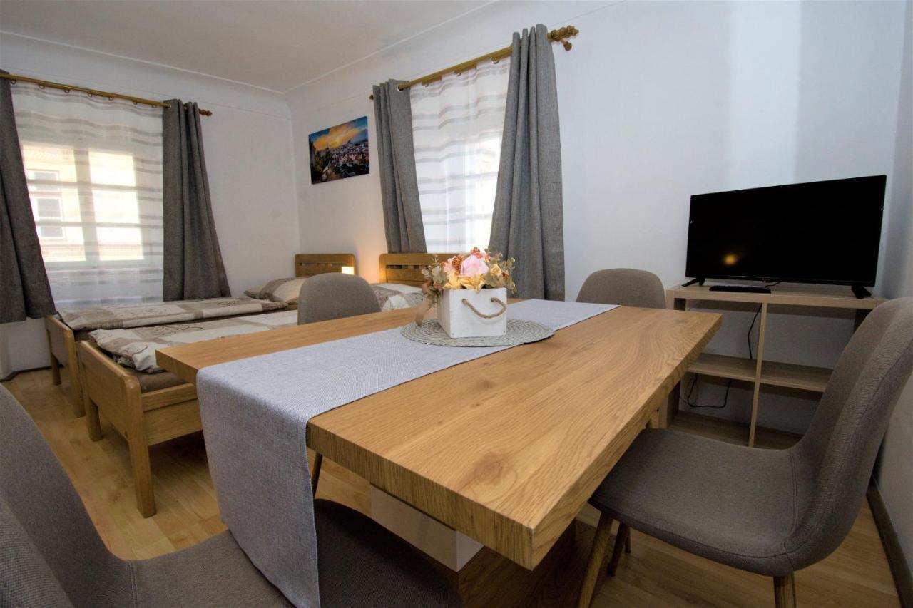 Pension Rosa Cesky Krumlov Ngoại thất bức ảnh