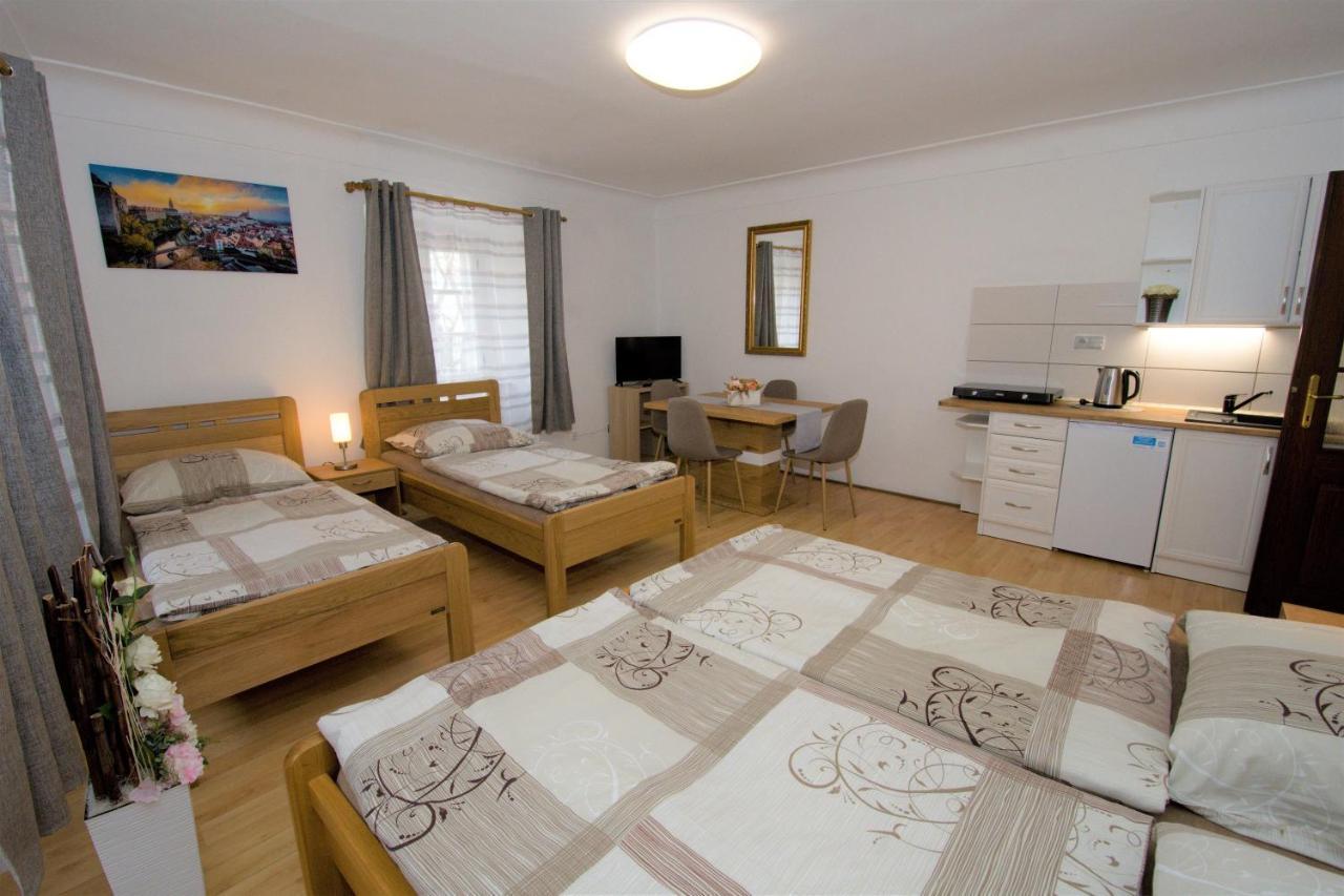 Pension Rosa Cesky Krumlov Ngoại thất bức ảnh
